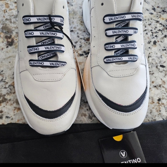 Valentino by Mario Valentino Miriam Sneakers - Picture 2 of 10